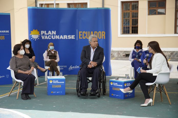CONTRARRELOJ. Moreno y el nuevo ministro Salinas tienen un mes y medio para cambiar el rumbo de la vacunación.