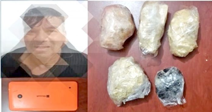 Ciudadano aprehendido con 1.150 dosis de cocaína Drogas incautadas en Loja