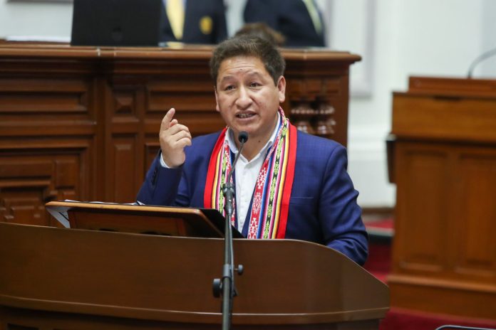 Guido Bellido dejó de ser primer ministro de Perú