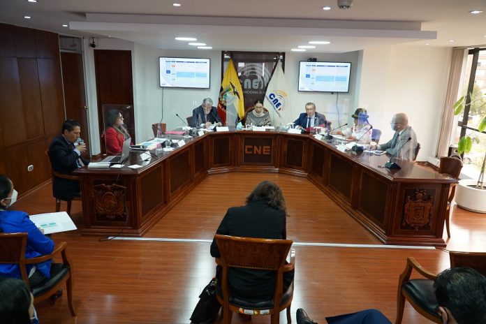 Quito. Reunión del Pleno del Consejo Nacional Electoral en octubre pasado para analizar el Plan Estratégico de la entidad.