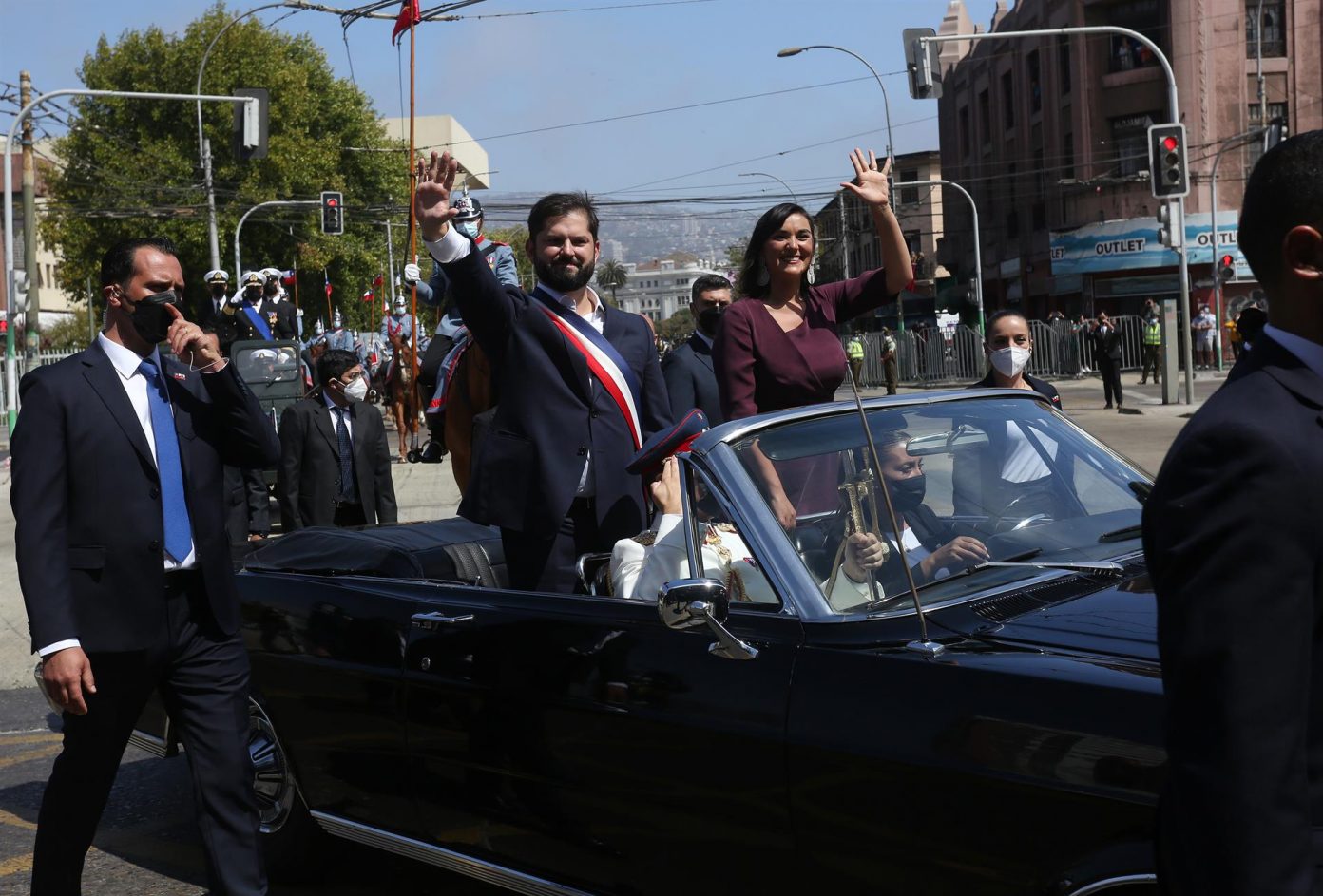 Boric asume con el compromiso de cambiar Chile