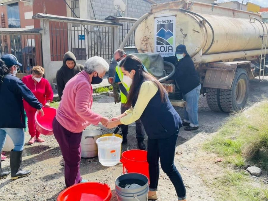 Falta de agua en Loja golpea económicamente a los hogares