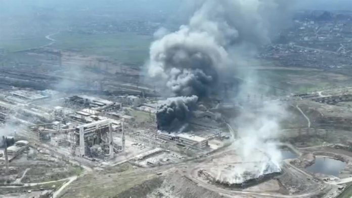 Imagen de archivo de ataques rusos contra Mariúpol, ciudad destruida según sus defensores.